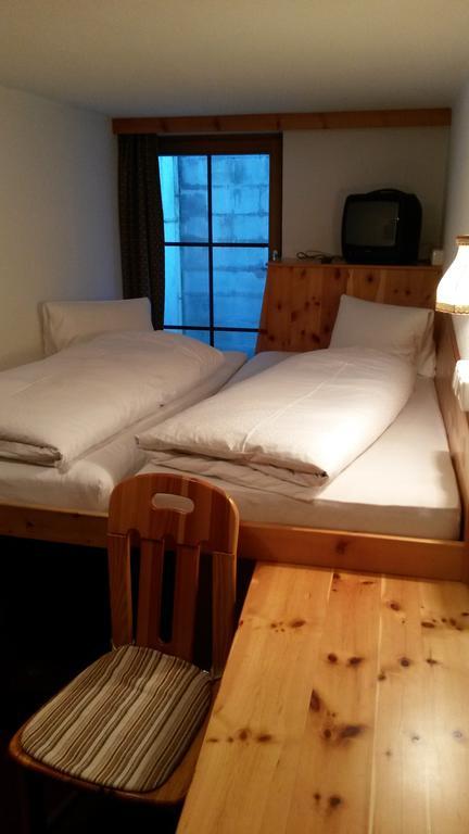 אישגל Hotel Garni Alpenrose מראה חיצוני תמונה
